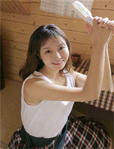 亚洲欧美一区二区久久/打美女肚子